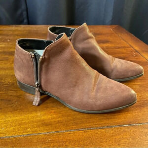 Franco Sarto Kingston Ankle Bootie Brown‎ Size 6M